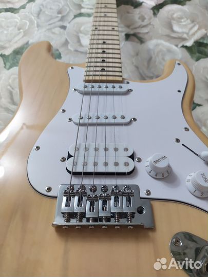 Электрогитара