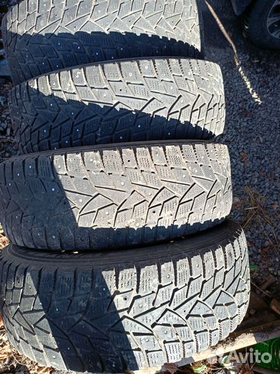 Dunlop SP Winter Ice 02 195/60 R15 30M