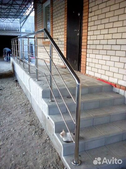 Ограждение лестничных маршей