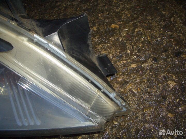 Фара правая Митсубиси Ланцер 9 с03