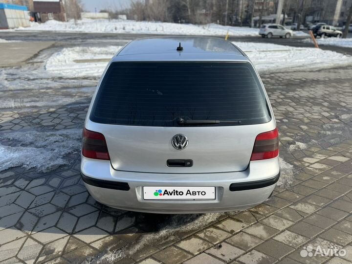 Volkswagen Golf 1.6 МТ, 2001, 351 000 км