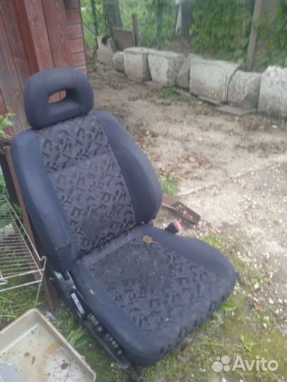 Сиденье Сяубару