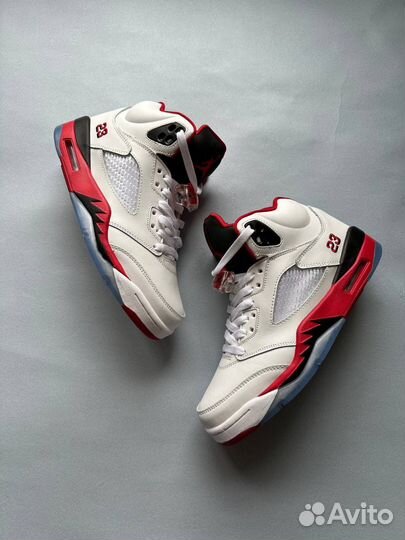 Кроссовки Nike Air Jordan 5 Retro fire red