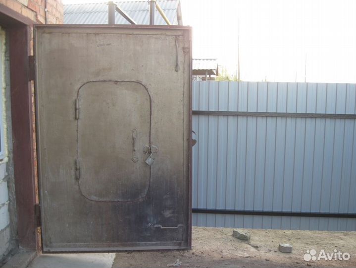 Ворота гаражные металлические б/у