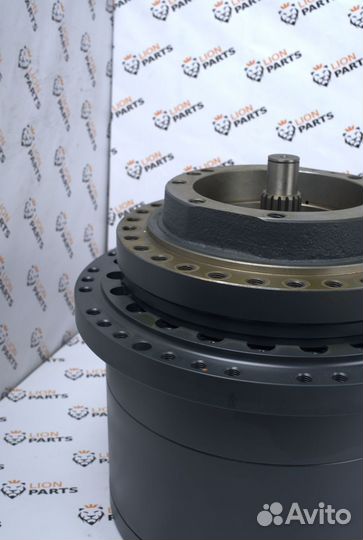 Редуктор хода Hyundai R210-R220 39Q6-42100