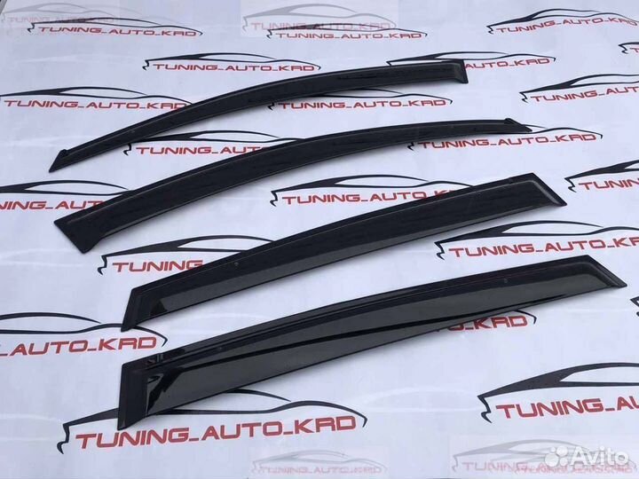 Ветровики Toyota RAV 4 W9956