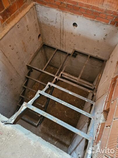 Лестница металлическая