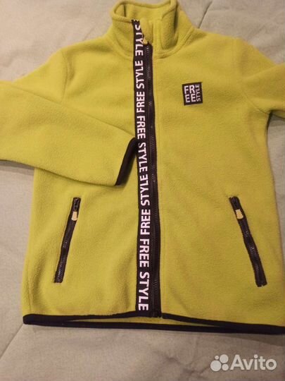 Флисовая кофта для девочки 134 140