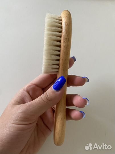 Расческа деревянная детская