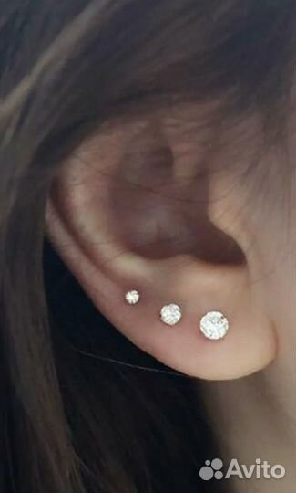 Прокол ушей пистолетом