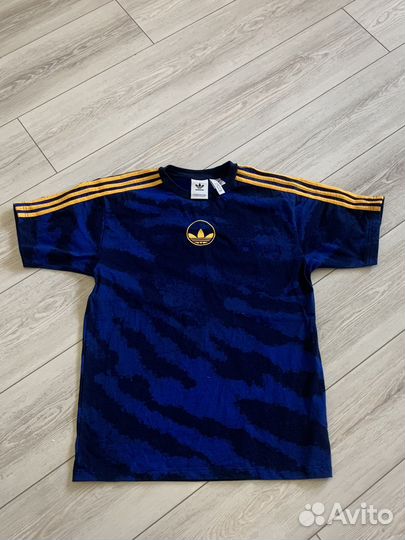 Футболка adidas sample