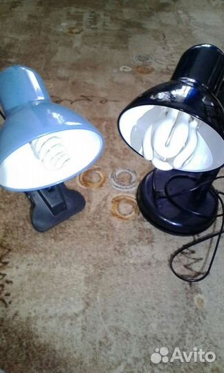 Лампа настольная