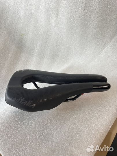 Седло для шоссе / триатлона Sella Italia watt
