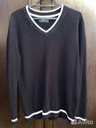 Свитер женский