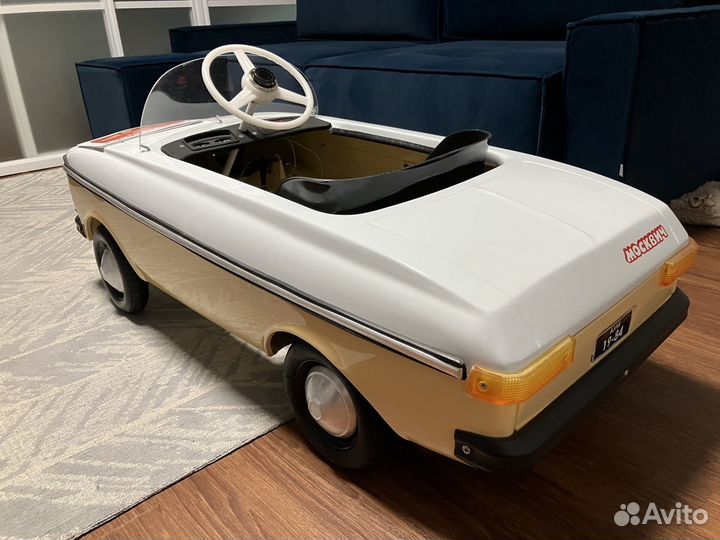 Педальный Москвич