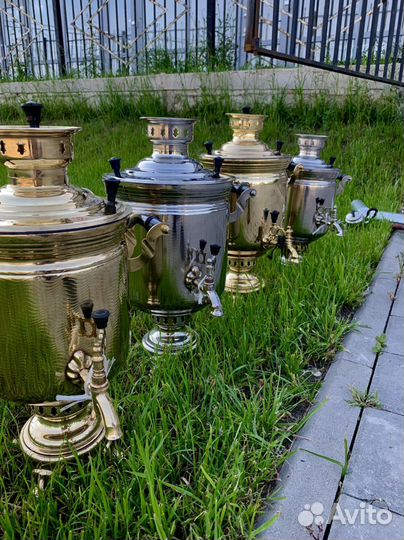 Самовар на дровах латунный