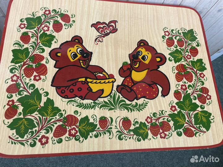 Стол детский