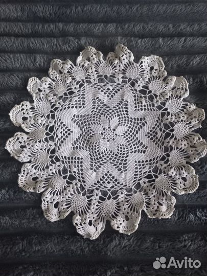 Салфетки и шитье вязаные крючком