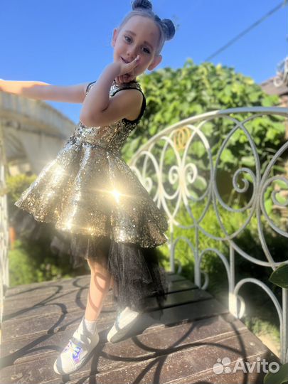 Платье для девочки очаровательное