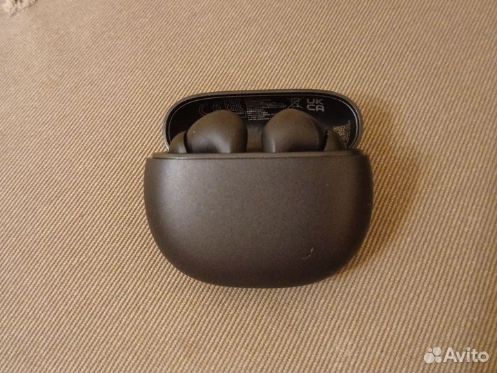 Беспроводные наушники