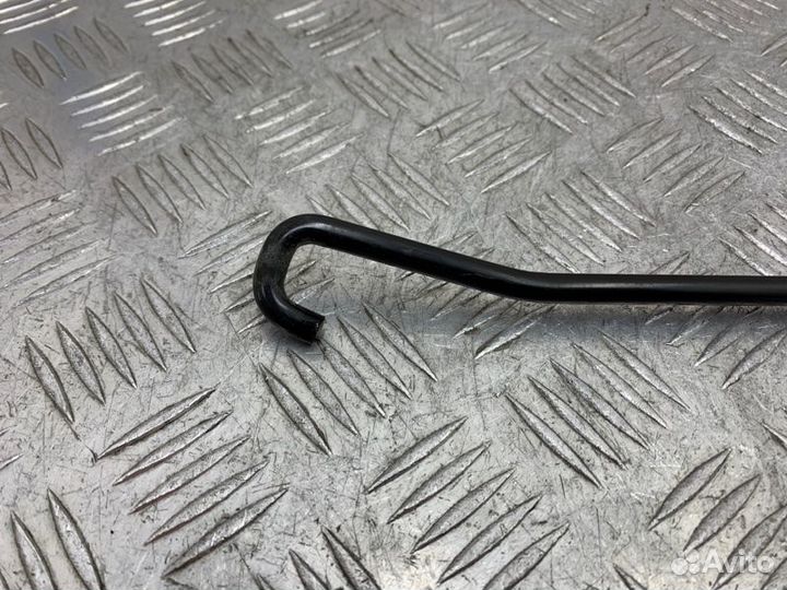 Упор капота Nissan X-Trail T32 MR20DD 2016