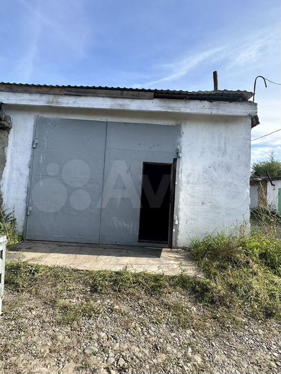 Гараж, > 30 м²