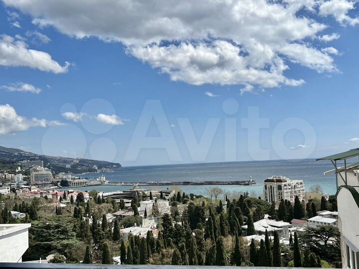 2-к. квартира, 72 м², 12/15 эт.