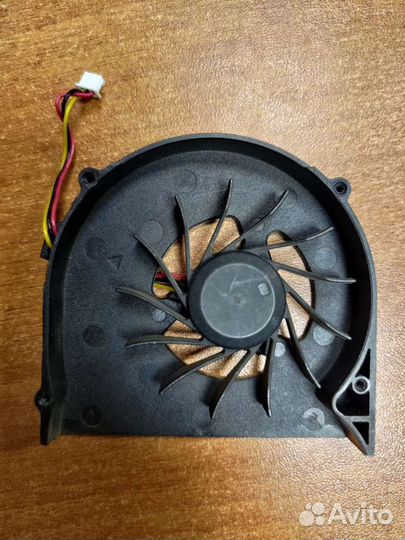 Ноутбук на разбор Dell R15 M5010