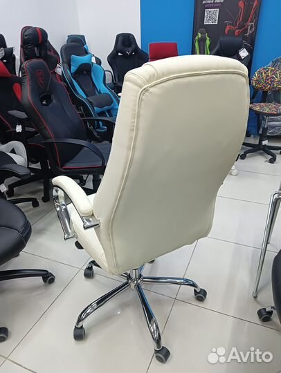 Кресло для руководителя экокожа крем