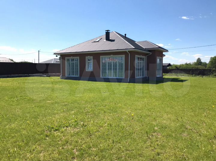 Дом 240 м² на участке 13 сот.