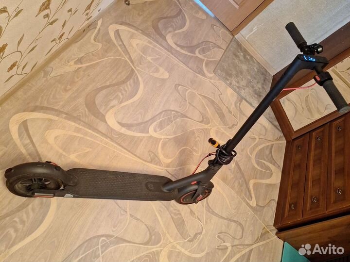 Самокат взрослый электрический бу