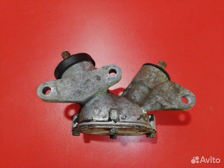 Рулевой редуктор угловой Nissan Pathfinder R50