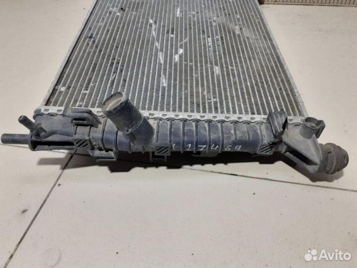 Радиатор охлаждения Ford Focus 2 седан 1.4 2007