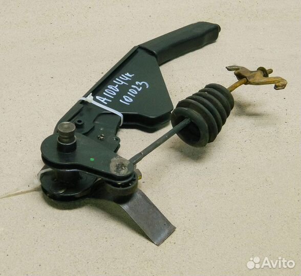 Ручник Audi 100 C3