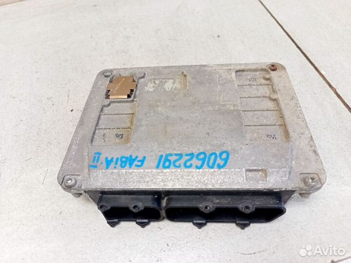 Блок управления двигателем