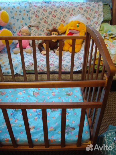 Кроватка детская