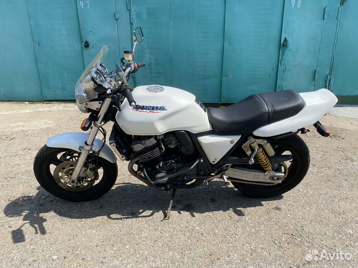 Мотоцикл Honda cb400 super four