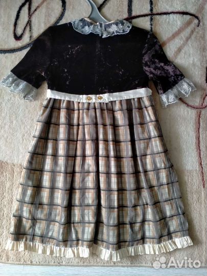 Платье,кофточки,брючки на 7-10лет