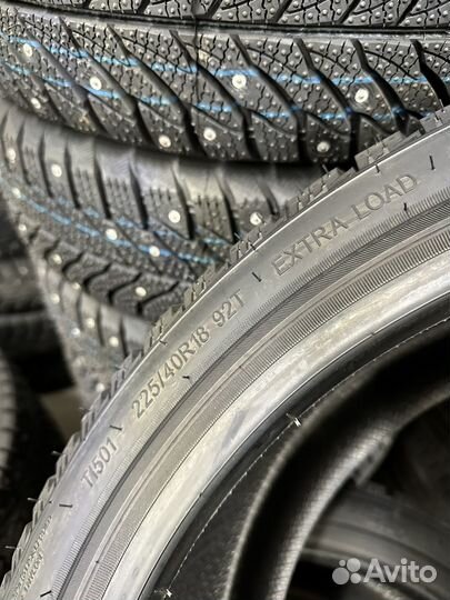 Triangle IcelynX TI501 225/40 R18 92T