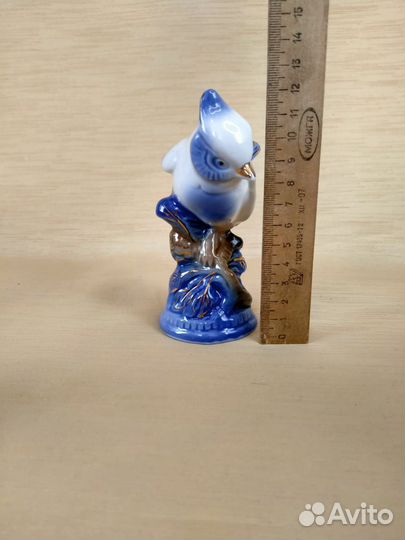 Фарфоровая статуэтка Синица Старая Гжель