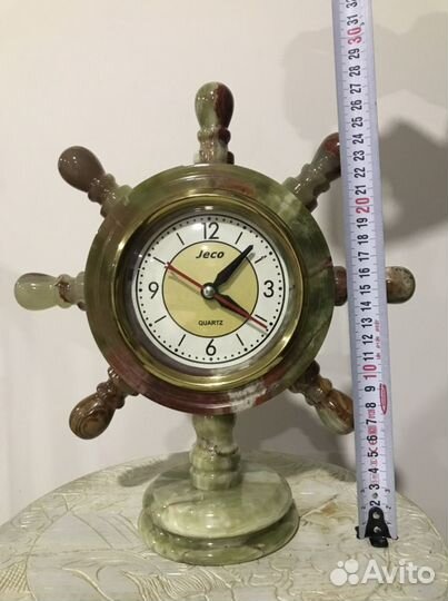 Часы настольные из оникса «Штурвал»