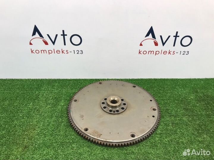 Маховик Audi A5 8T cala 2008