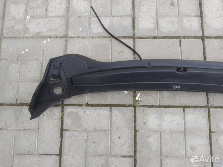 Решетка под лобовое стекло (Жабо ) передняя Opel