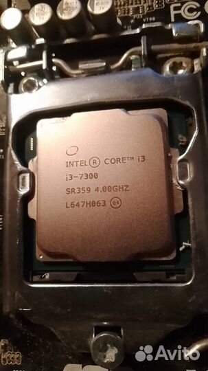 Материнская плата 1151 с процессором i3 и памятью