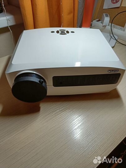 Проектор wzatco c3s