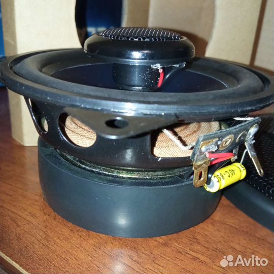 Колонки в автомобиль