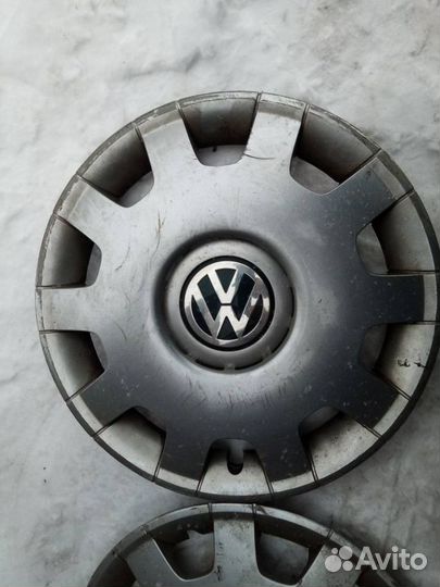 Колпаки Volkswagen оригинал 2 штуки R 14