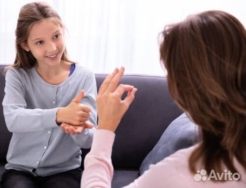 Сурдопереводчик