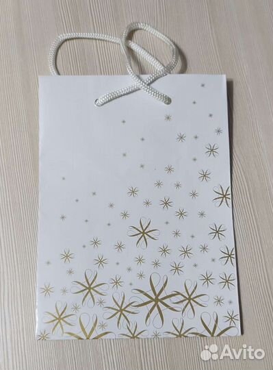 Подарочные пакеты