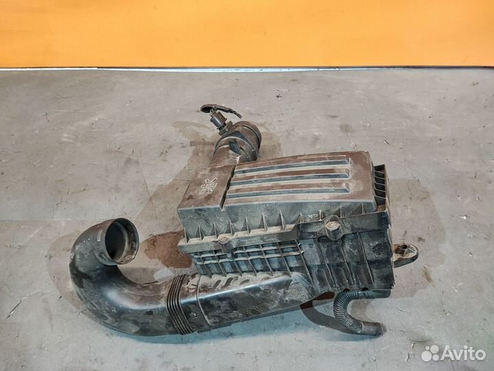 Корпус воздушного фильтра Volkswagen Tiguan 5N1